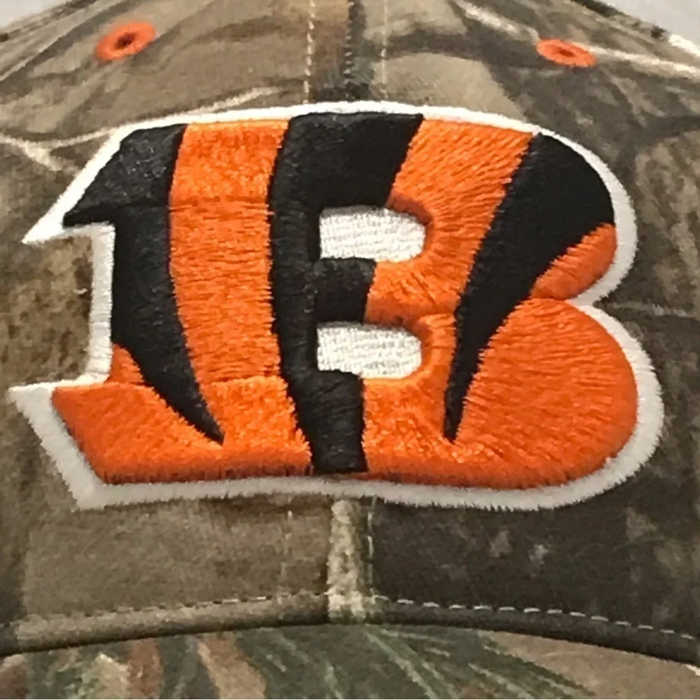 NFL Team Apparel - Cincinnati Bengals Football Camo Cap